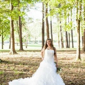 Size 10 White Monique Luo wedding dress